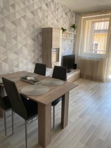 Posedenie v ubytovaní Simonffy Central Apartment