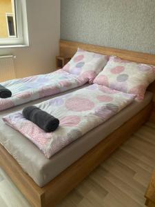 Posteľ alebo postele v izbe v ubytovaní Simonffy Central Apartment