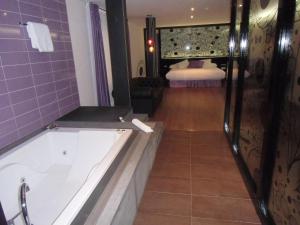 Zdjęcie z galerii obiektu Area de Servicio Villamartín w mieście Villamartín de la Abadía