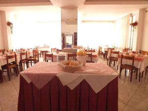 Restaurace v ubytování Hotel Luana
