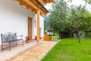 Vonkajšia záhrada v ubytovaní Chalet Mandl Sauna Pool Rollstuhlgängig