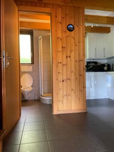Bilik mandi di Chalet Sonnenröschen