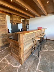 Η κουζίνα ή μικρή κουζίνα στο Duplex Spa Access in front of skislope by Jolidi