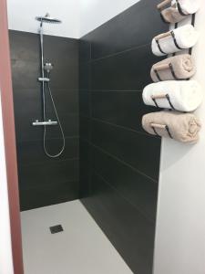 Ванная комната в B & B Les Secrets des Loges