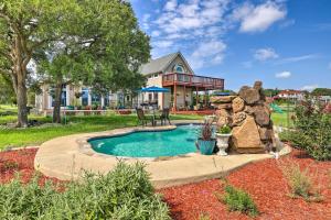 Gallery image of Cozy Spring Branch Cottage in Hill Country! in Spring Branch