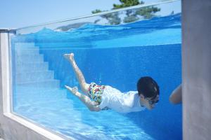 Hotel SANG SANG & Private SANG SANG POOL VILLA内部或周边的泳池