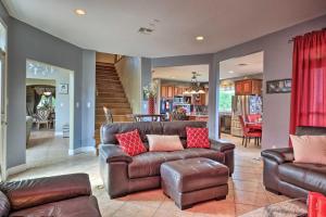 Fotografie z fotogalerie ubytování Extravagant 4,500 Sq Ft Home in Hill Country! v destinaci Spring Branch