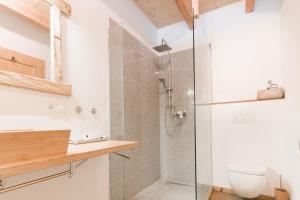 Koupelna v ubytování Hotel Am Fichtelsee + 37 fotografií