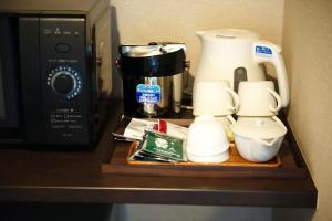 Coffee at tea making facilities sa Hotel Celeste Shizuoka