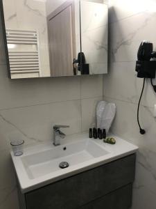 Foto dalla galleria di Cyclops Luxury Apartments a Igoumenítsa