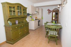 A kitchen or kitchenette at GreenHouse