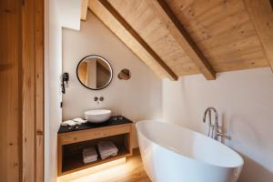 Kylpyhuone majoituspaikassa Alpine Chalet Sauter