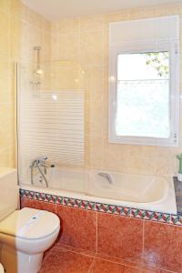 A bathroom at Casa Escardill