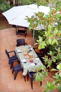 A garden outside Casa Escardill