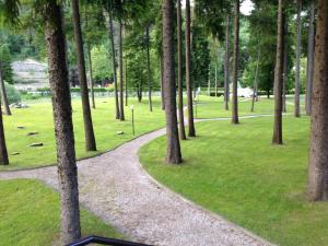 A garden outside Residenza Finestra sul Parco