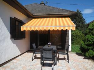 A patio or other outdoor area at Bungalow Möwe