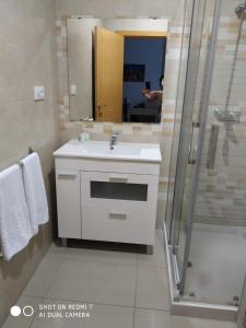 Koupelna v ubytování Apartamentos La Bodega