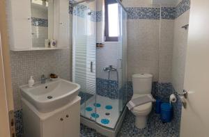 Vannituba majutusasutuses Margarita Apt - Amazing Relaxing View