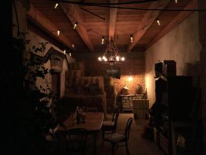 A seating area at Kellerstoeckl-am-veganen-Bio-Lebenshof-nur-fuer-Hundefreunde-empfohlen