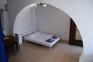 Gallery image of Antigonis traditional house in lefkes village in Lefkes