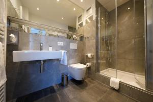 Koupelna v ubytování Hotel Bayerischer Hof