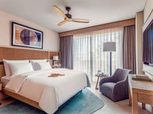 The Bodrum Hotel Yalikavak - MGallery Collection客房内的一张或多张床位