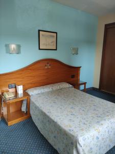 Posteľ alebo postele v izbe v ubytovaní Hotel Ébora by Vivere Stays + 29 fotografií