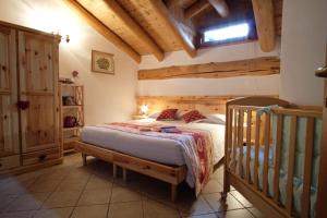 Llit o llits en una habitació de Chambres d'Hotes Rue Saint Bernard