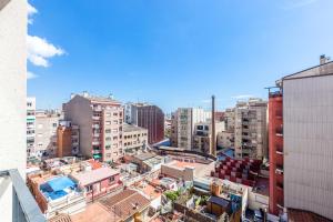 Nespecifikovaný výhled na destinaci Barcelona nebo výhled na město při pohledu z apartmánu