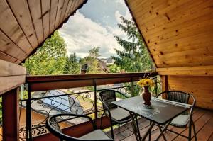 Balkón nebo terasa v ubytování Magnat Inn Sauna & Relax