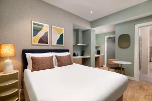 Gallery image of The Lincoln Suites in London