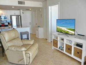 Gallery image of Tradewinds 701 in Marco Island