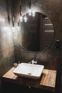 Kúpeľňa v ubytovaní Apartamenty Świętego Jakuba