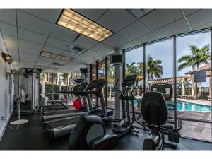 Fitness center at/o fitness facilities sa Esplanade II 306