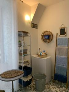 Vonios kambarys apgyvendinimo įstaigoje La Cour Pavée, T2 lumineux, cosy, confort 55 m2