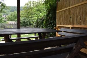 Balkoni atau teres di Konak Garavi sokak