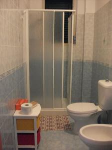 Koupelna v ubytování B&B Miroca + 37 fotografií
