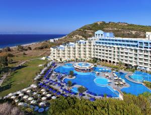 Bird's-eye view ng Atrium Platinum Resort & Spa