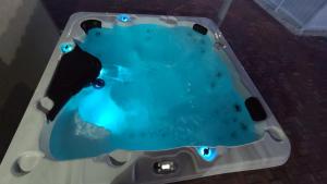 One Story Luxury Villa with Hot Tub