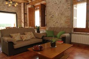 Casa Rural San Roque, Fuenterrebollo – Updated 2022 Prices