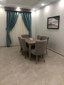 Posezení v ubytování Al-Haramain Family Apartments