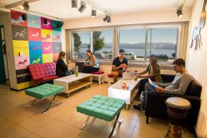 Posezení v ubytování Hostel Hormiga Negra