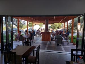 Restaurace v ubytování Velmar Hotel
