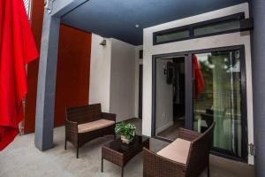 Posezení v ubytování Studio with Large Balcony- San Diego Gateway