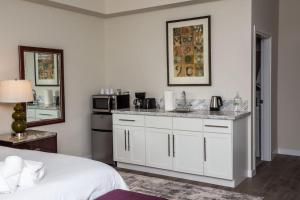 Kuchyň nebo kuchyňský kout v ubytování Next to San Diego Downtown - Cali King Size Studio + 24 fotografií