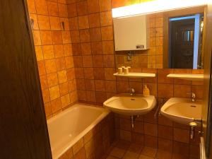 Koupelna v ubytování Appartement Latschen - Ferienhaus
