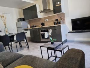 Cuisine ou kitchenette dans l'établissement Osemae Immobilier - Redon Port-Chatelêt