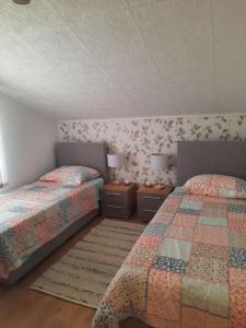 Postel nebo postele na pokoji v ubytování ANDREA, Premium three bedroom apartment, entire floor