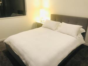 Cama ou camas em um quarto em Long Bay Leisure