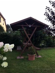 En have udenfor Ferienhaus Zur Heide - Erdgeschoss